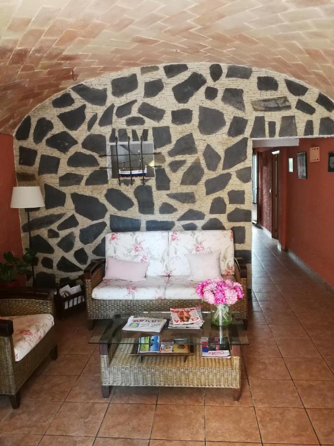 Pensio Can Fabrellas Sant Antoni De Calonge Exterior photo